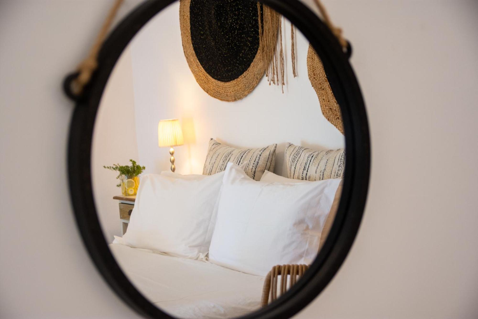 New! Paxoswhite Sea View Apartments & Studios! Gaios Exterior foto